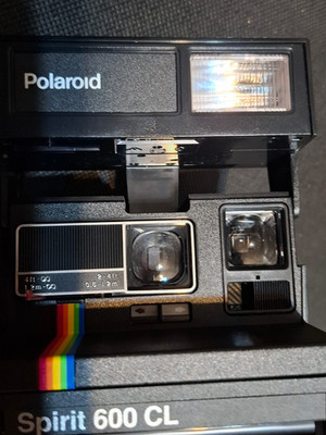Polaroid Spirit 600 CL Regenbogen Edition Original Trageschlaufe
