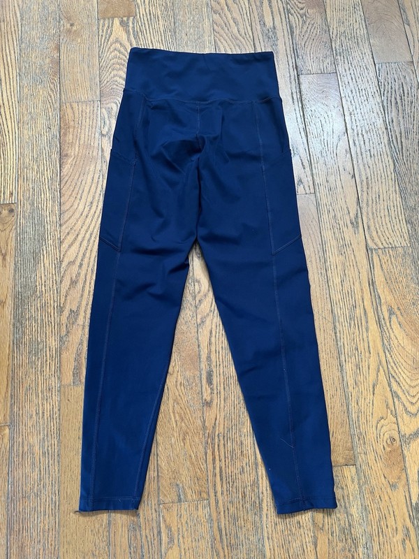 Women’s Brand American Eagle Leggings Size Medium. Excellent Preowned Condition
