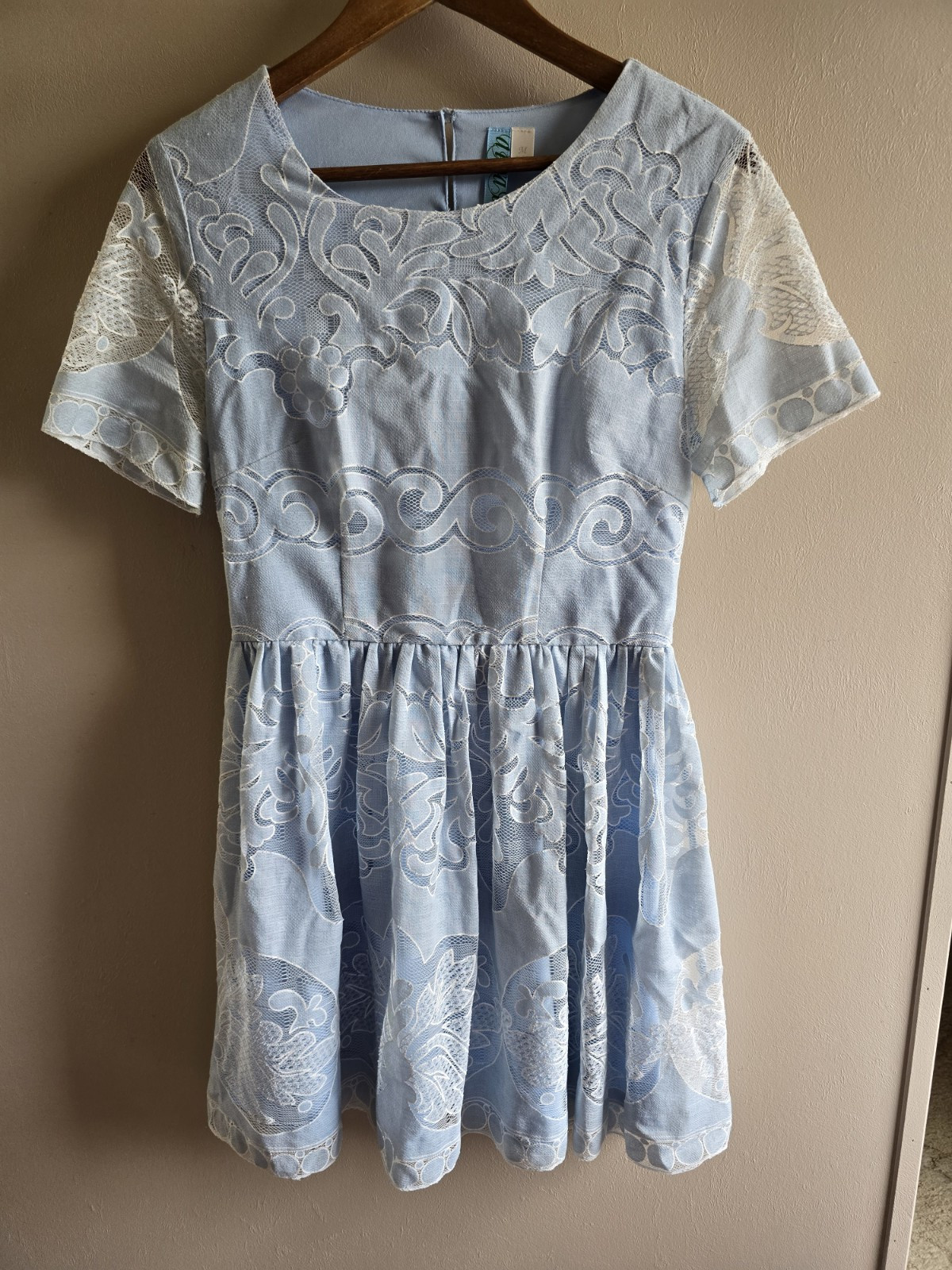 Women's VTG Dina Be Light Blue Floral Lace Mini Dress Sz M Flared Short Sleeved