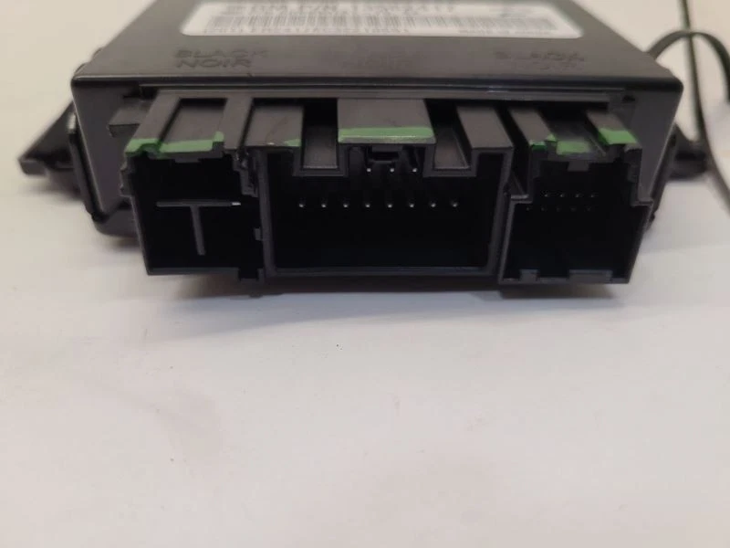 2014-2017 Buick Regal Memory Module Below Left Hand Seat Heat Control   - Image 4 of 4