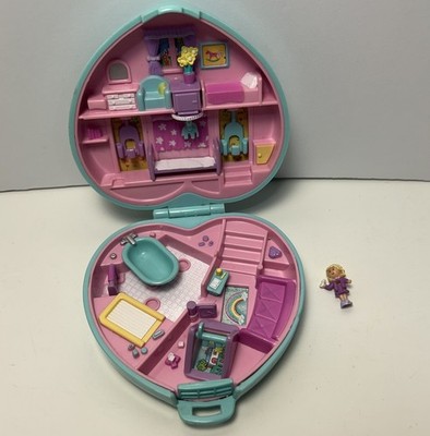 Vintage 1994 Bluebird Polly Pocket Baby Fun Time Nursery Compact w/ 1 Figure