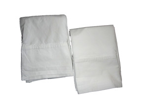 POTTERY BARN organic white (2) standard PILLOWCASES 20X 29 100% COTTON