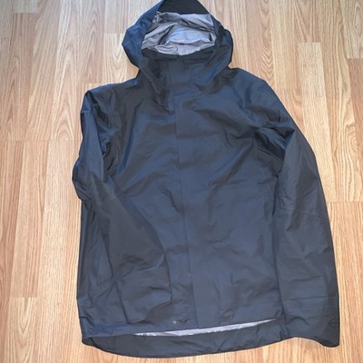 VIEV Gemma Short Gore-Tex Jacket Mens Large Black Waterproof Hooded Rain Coat L 