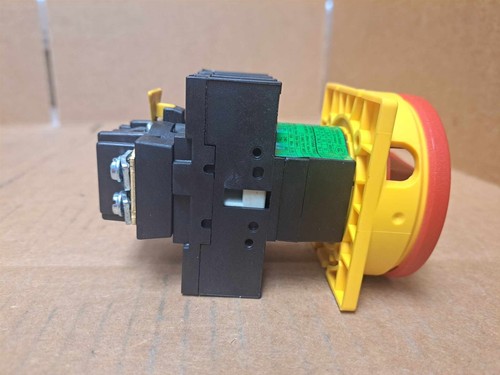 Eaton Rotary Disconnect Switch Part No. P1-32 - Picture 7 of 8