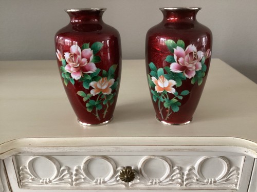 Pair of Vintage 8" Japanese Cloisonne Ginbari Vases Red Enamel Floral