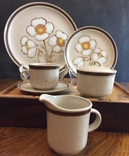 Yamaka Japan Stoneware Avanti Anise Plate, Bowl, or Serving Pieces Dishes