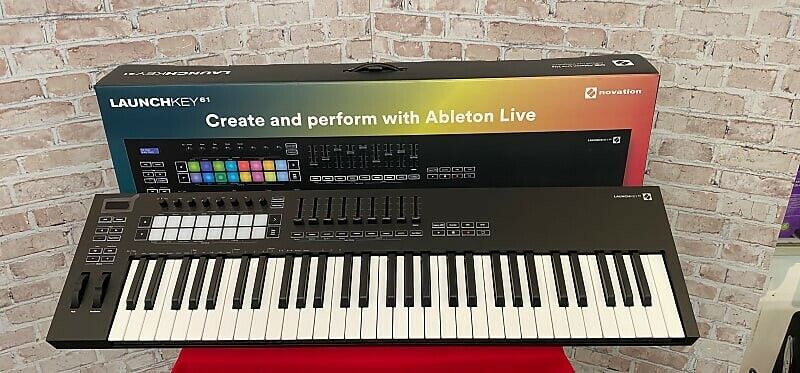 Novation Launchkey 61 MK3