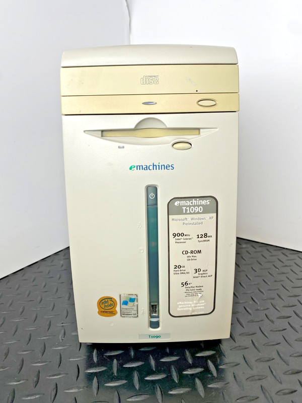 Vintage eMachines T1090 Desktop Computer Intel Celeron 900MHz 128MB Ram No HDD