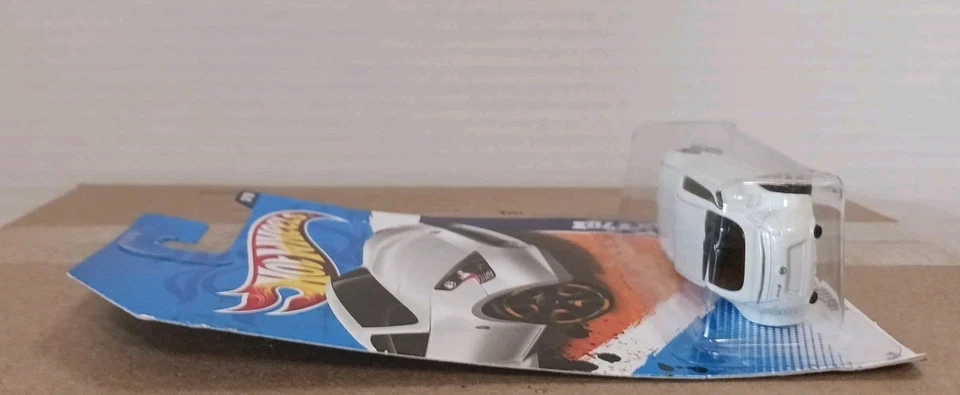 Hot Wheels más rápido que nunca 11 Nissan 370Z escala 1:64 3/10 143/244 BLANCO Foto 4 de 4