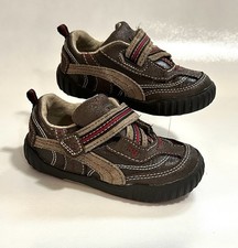 Stride Rite Boys SRT Calvin Slip-On Shoes Sneakers Brown W/Red Size 6W EUC