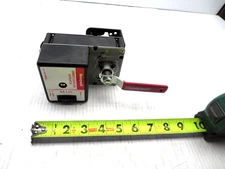 Honeywell ML7161A2008 Actuator Direct Coupled 24VAC 50/60HZ 0.215A 5.0W Used
