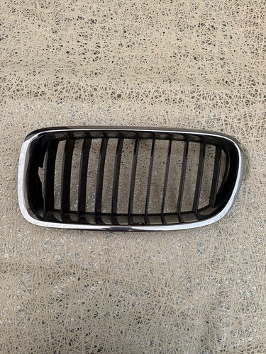 Nieren Kühlergrill Links 5113 7260497 Frontgrill BMW 3er F31 F30 318D 12-15