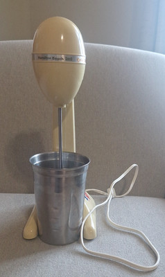 Vtg Hamilton Beach Milkshake Mixer Scovill Drink Master USA Model 727 Almond