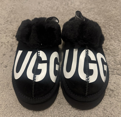 UGG Fluff Yeah Women s Slide Slipper Black/White Logo Fur Strap US 8