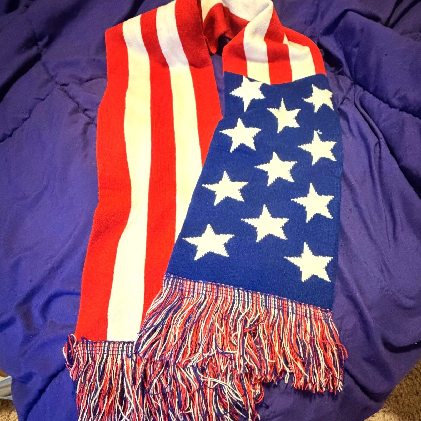 Rockford IceHogs USA Flag Scarf 54x7 Acrylic Knit Red White Blue Hockey Fan Gear
