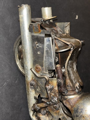 Scrap Metal Motorcycle Sculpture Steel Bike Bolts & Screws Art Chopper Shop Art - Picture 5 of 24