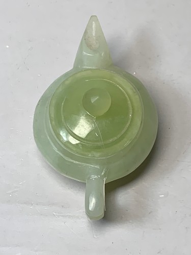 Vintage Chinese Miniature Jade Teapot - 第 6/12 張圖片