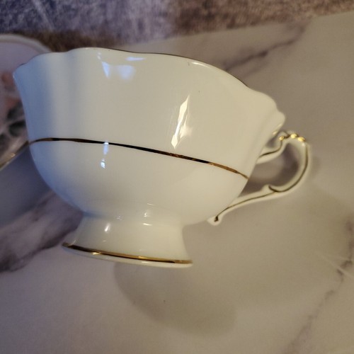 Paragon Teacup And Saucer Blush Pink Floating Dogwood Double Warrant - Picture 7 of 12
