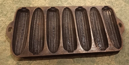 TWO Cast Iron Corn Stick Cornbread Pan 7 Slot 7S & Wagner Ware Sidney (64A) - Picture 7 of 10