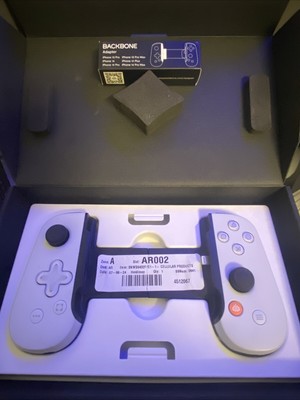Backbone One Mobile Gaming Controller for iPhone First Generation white (used)