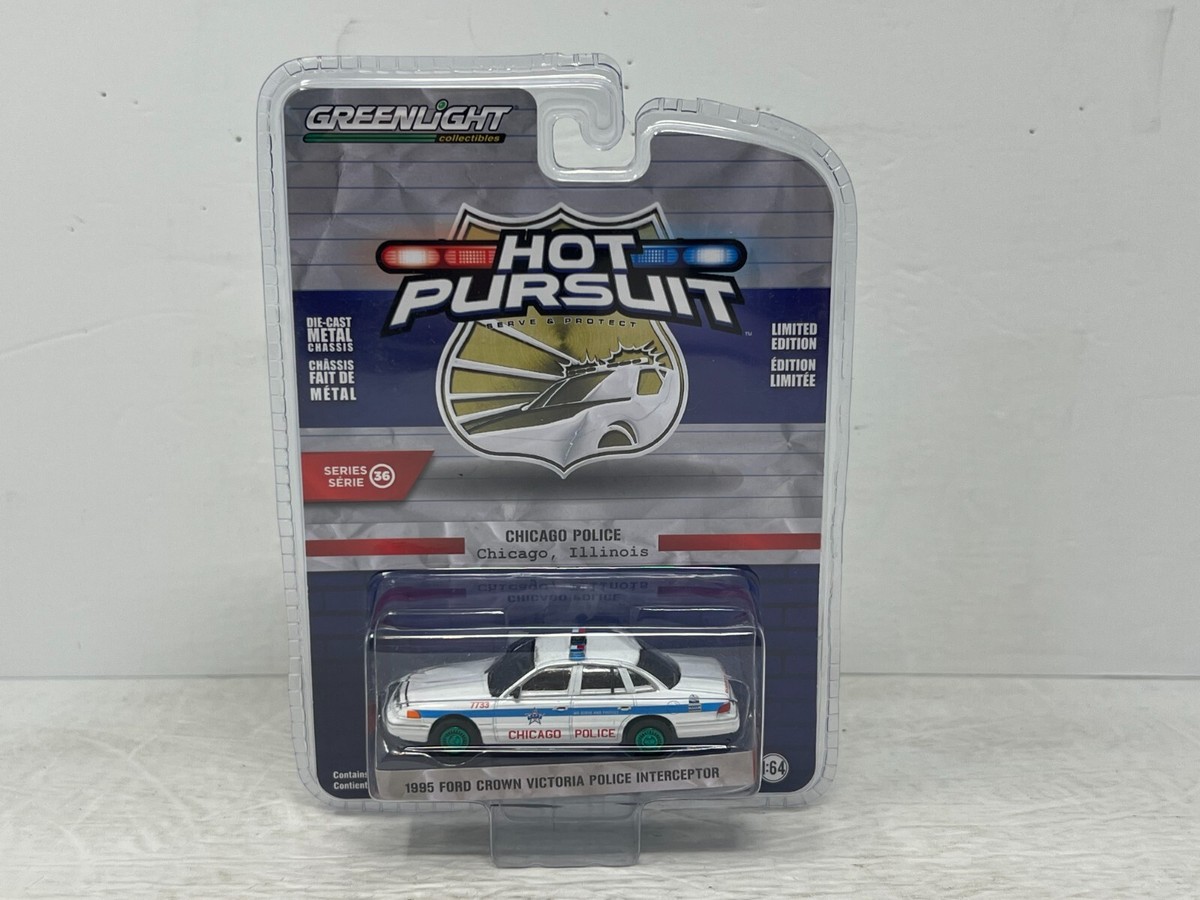 Greenlight Hot Pursuit 1995 Ford Crown Victoria Green Machine 1:64