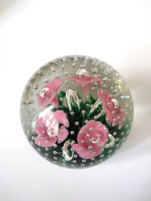 Large St Clair Hand Blown Pink Trumpet Flowers Bullicante Paperweight