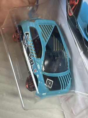 ミニカー FIAT 500 HW DAREDEVILS 11 Amazon.com: Hot Wheels 2018 50th Anniversary HW Daredevils