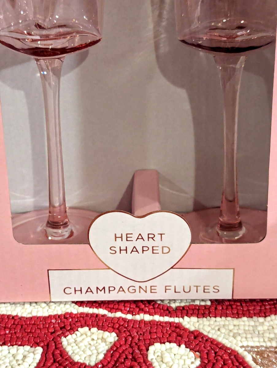 angela white wine glass Buy Velenosi 2024 Pecorino Villa Angela Offida Online main image 0