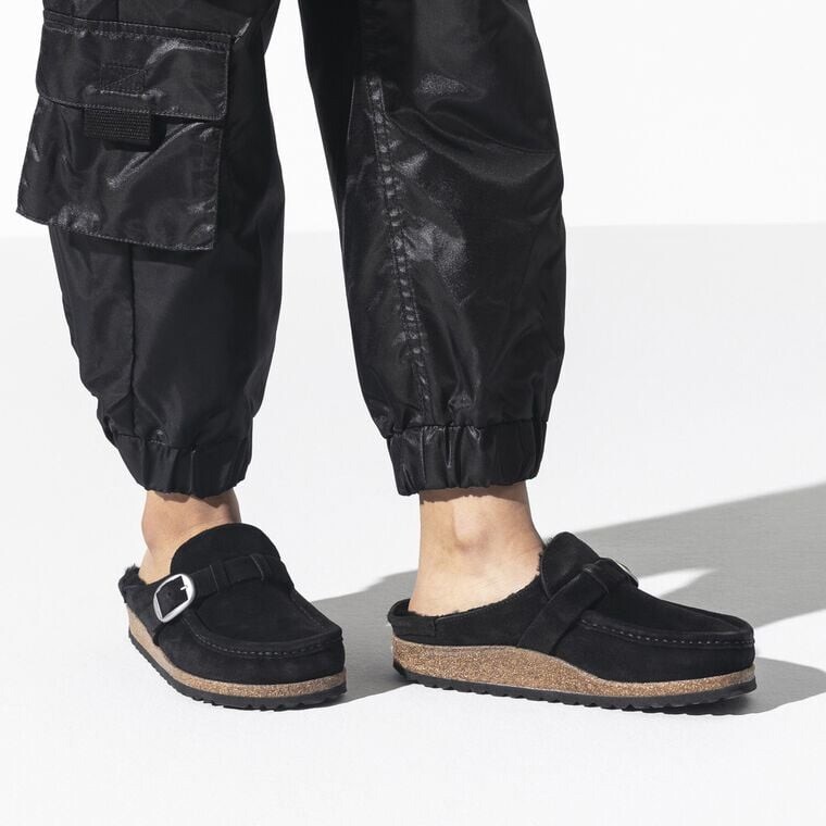 NWOT Birkenstock Black Buckley Shearling Suede Clogs Mules Shoes
