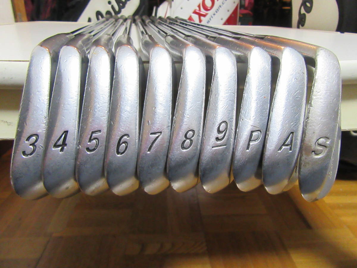 Golf Iron Set Dunlop Maxfli DP-701 Dynamic Gold S400 10pcs 3 Golf Iron Set Dunlop Maxfli DP-701 Dynamic Gold S400 10pcs 3