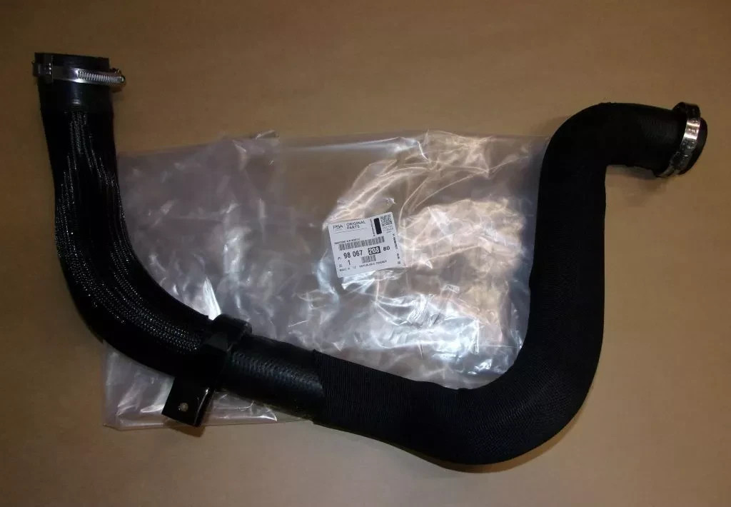 Durite d'air 9806720880 Citroen Jumpy 4 2.0 BlueHDi tuyau d'admission de rechange