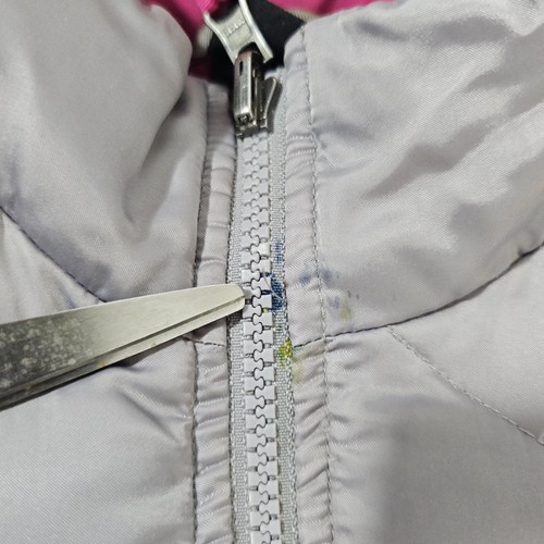 The North Face Wintermantel Mädchen groß rosa grau Daunen 550 Puffer isoliert Reißverschluss - Bild 13 von 13