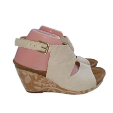 Sofft Corrina Latte White Embroidered Flowers Cork Wedge Sandals Size 11 M