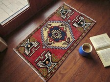 Vintage Turkish Wool Rug Handknotted Bohemian Doormat (1,6 x 2,7 ft)