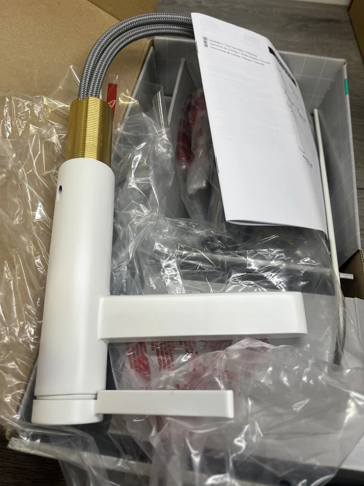 Hansgrohe 76010001 Finoris 1.2 GPM Deck Mounted Single Hole Bathroom Faucet - Image 3 of 3