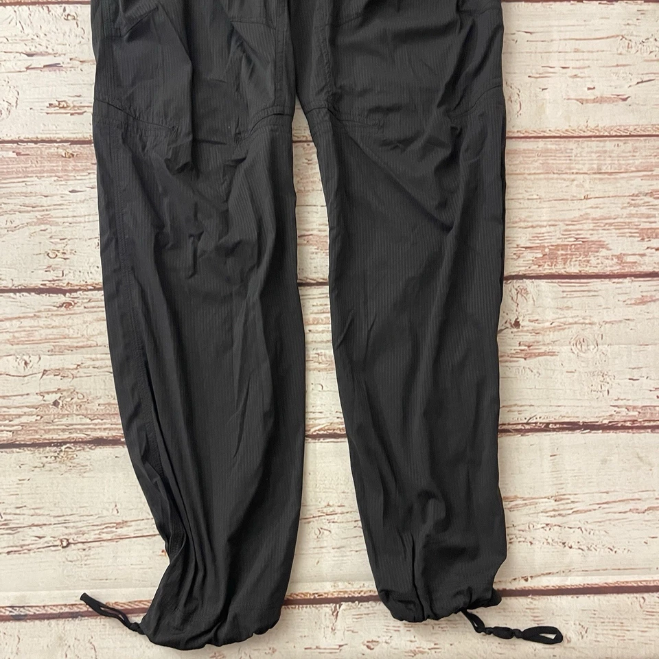 Ropa deportiva de entrenamiento negra Lululemon Dance Studio para hombre talla pequeña entrepierna 33” Foto 3 de 4