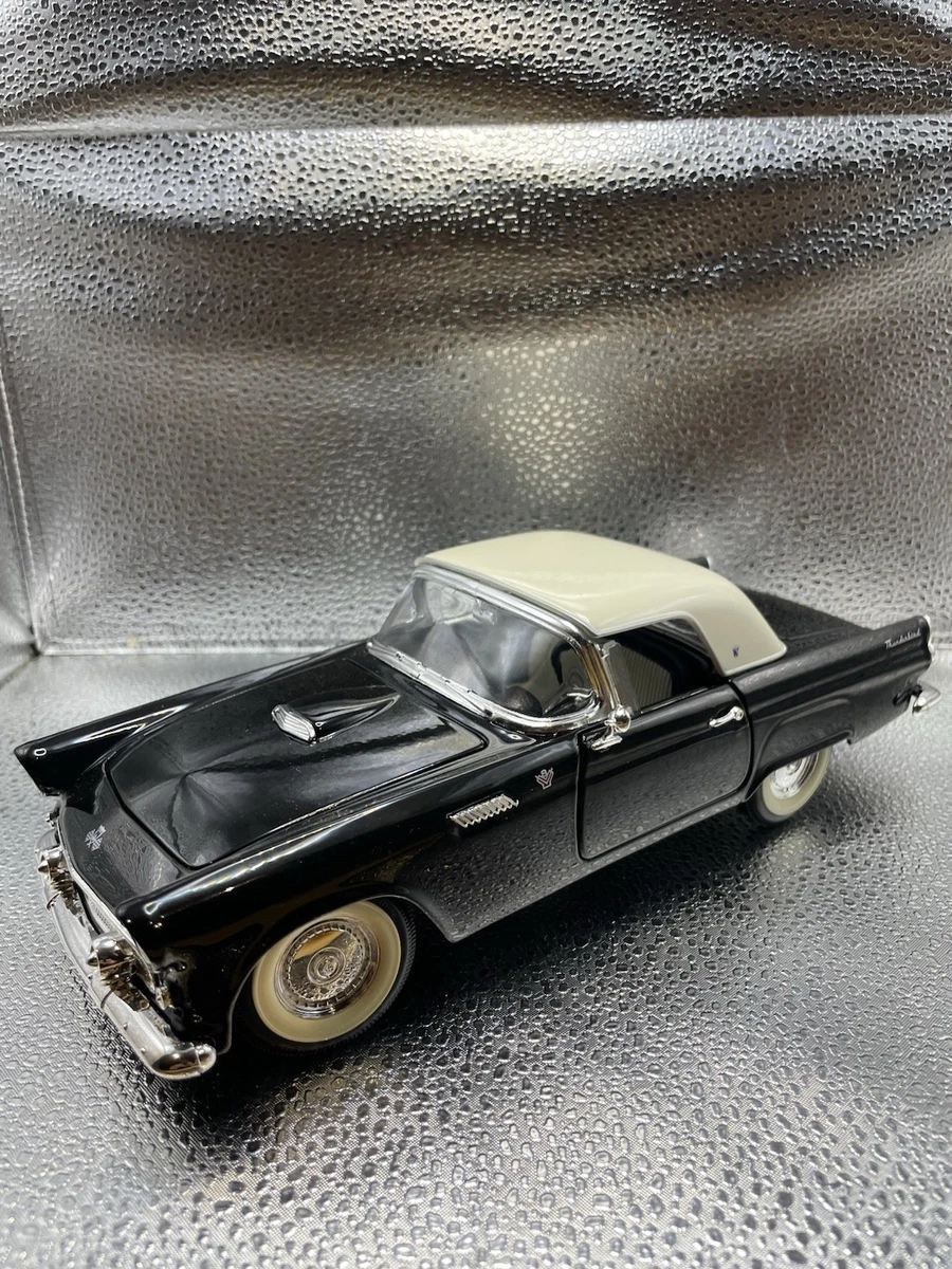 Road Signature Ford Thunderbird Contemporary Manufacture Diecast