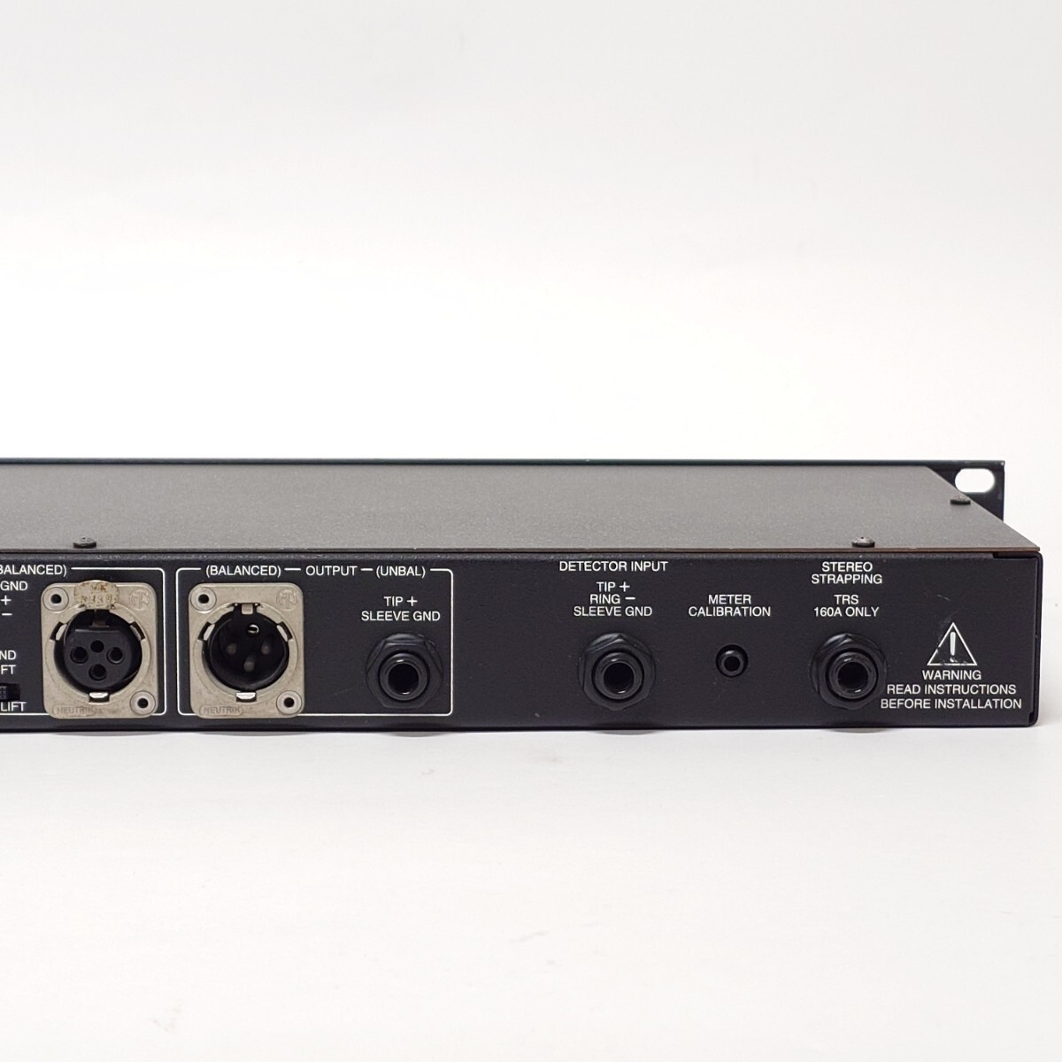 dbx 160A Compressor Limiter Rack Mount 1U Pro Audio Analog
