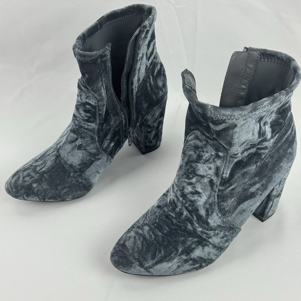 Bota de tornozelo Steve Madden veludo azul - Tamanho 7.5 - Imagem 2 de 4