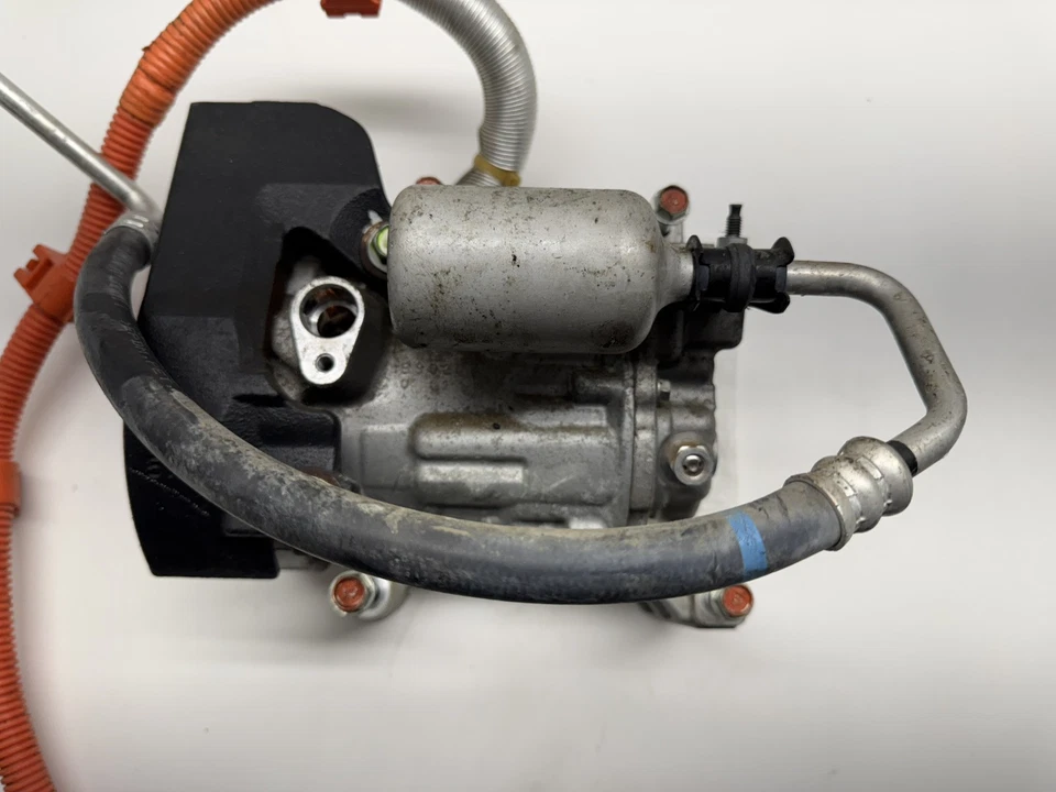 2017 年本田雅阁混合空调交流压缩机 042400-0054 — 第 2/4 张图片