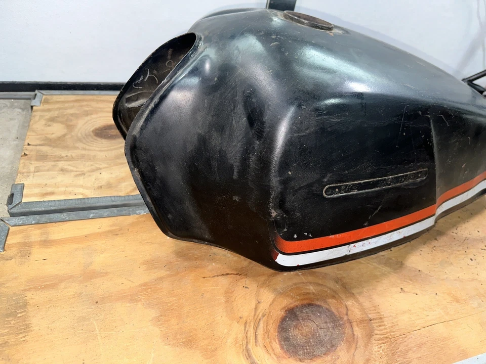 80-83 Suzuki GS1100 GS1100E 1980 OEM tanque de combustible de gasolina depósito lata Foto 2 de 4