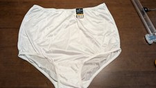 Vanity Fair STAR WHITE Perfectly Yours Nylon Full Brief Panties Women's 7/L NWT