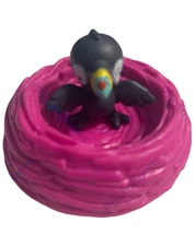 Hatchimals Colleggtibles One Bird Crow Raven Plus 4 Nests