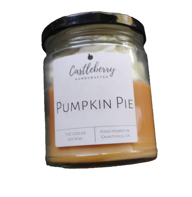 Castleberry Pumpkin Pie Candle 7 oz Soy Wax Handcrafted Hand poured in Oregon E3