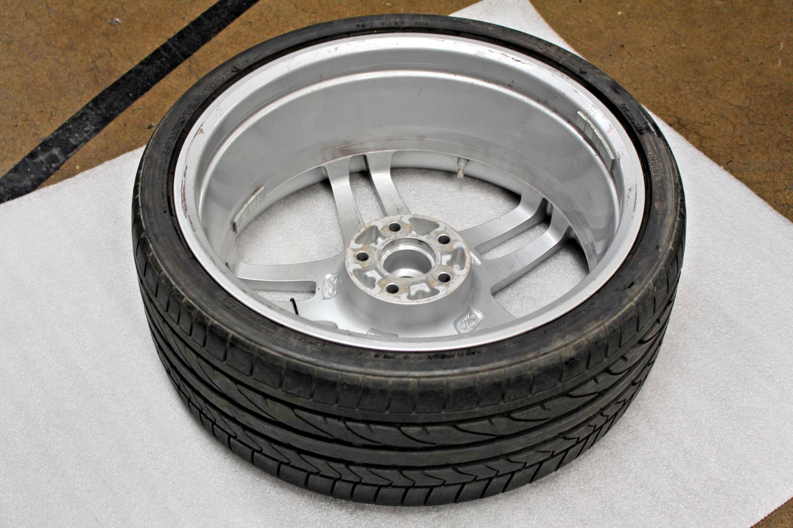 Ferrari F430 Coupe, Spider, Front Wheel, Paint Flaws, Used, P/N 194265