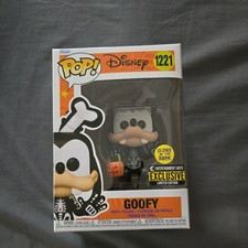 Funko Pop! Disney Goofy Vinyl Figure Glows In The Dark Entertainment Exclusive