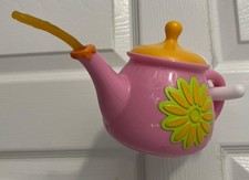 Fisher-Price Mattel 2011 servin  surprises Magic pouring teapot only