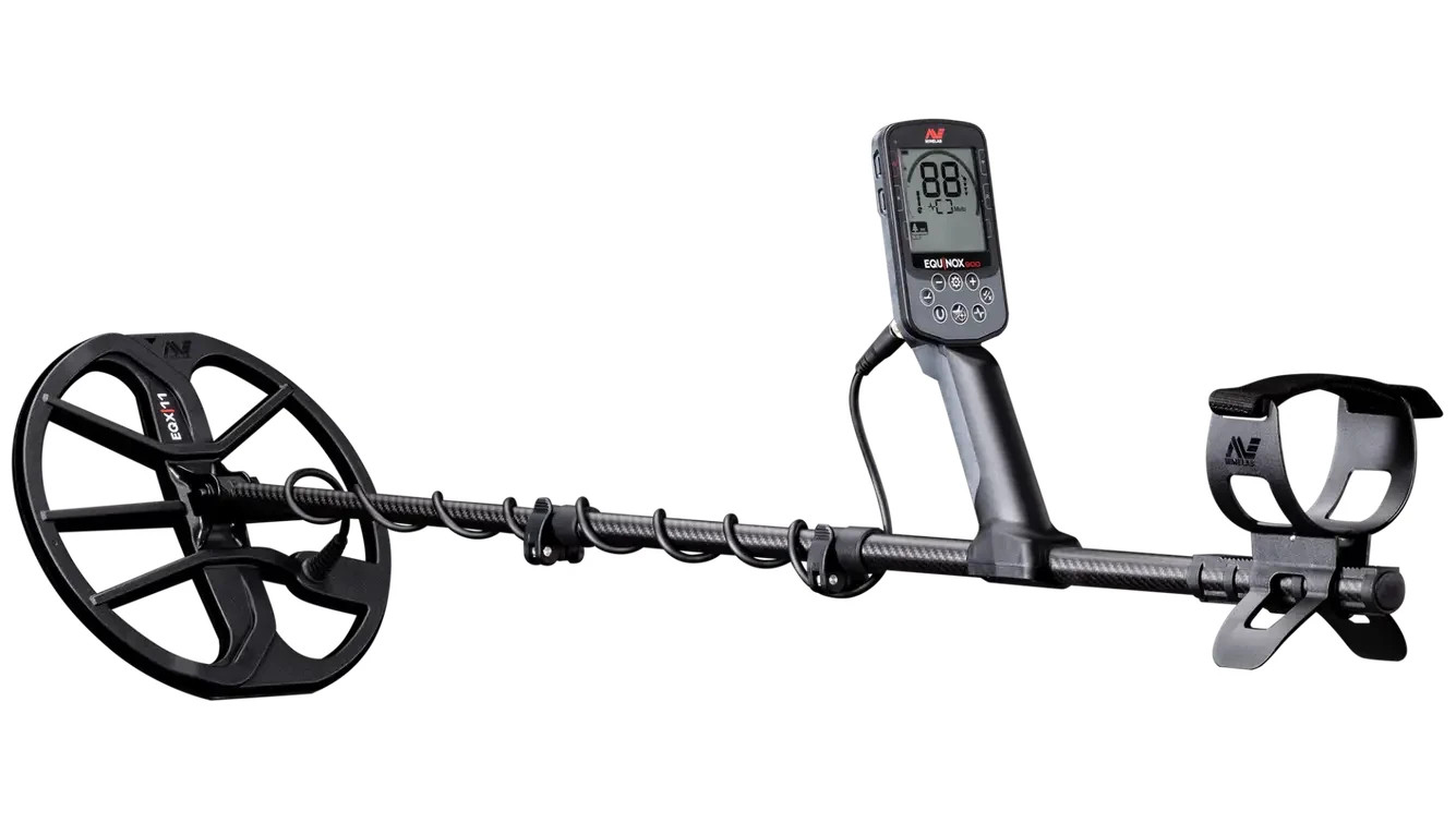 MINELAB Equinox 900 Metal Detector
