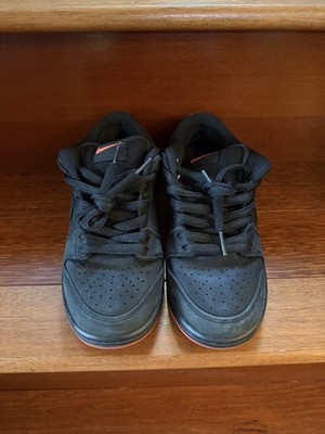 Size 5.5M/7W - Nike SB Dunk Low Black Pigeon Pre-owned |SHIP FAST|