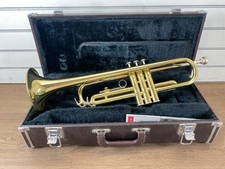 YAMAHA YTR2320 TRUMPET WITH MOUTHPIECE AND CASE MADE IN JAPAN WCP038620